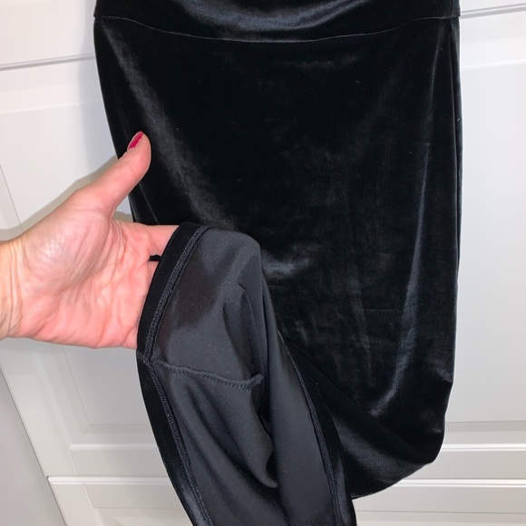 Wilfred free Velour Velvet Pencil Skirt XXS Aritzia - Picture 9 of 9